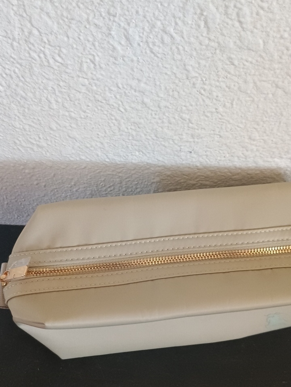 Burberry Toiletry Bag - Picture 3 of 8